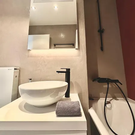 Centre Vue Apartment *